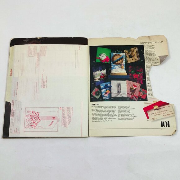 Vintage Neiman-Marcus Christmas Book 1977 Sales Catalog 100 pages - Picture 3 of 6